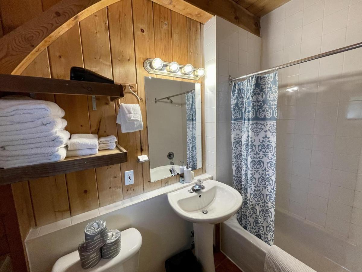 אוקלולט Waterfront Timber Frame Cottage! מראה חיצוני תמונה