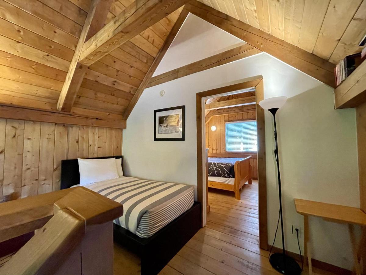 אוקלולט Waterfront Timber Frame Cottage! מראה חיצוני תמונה